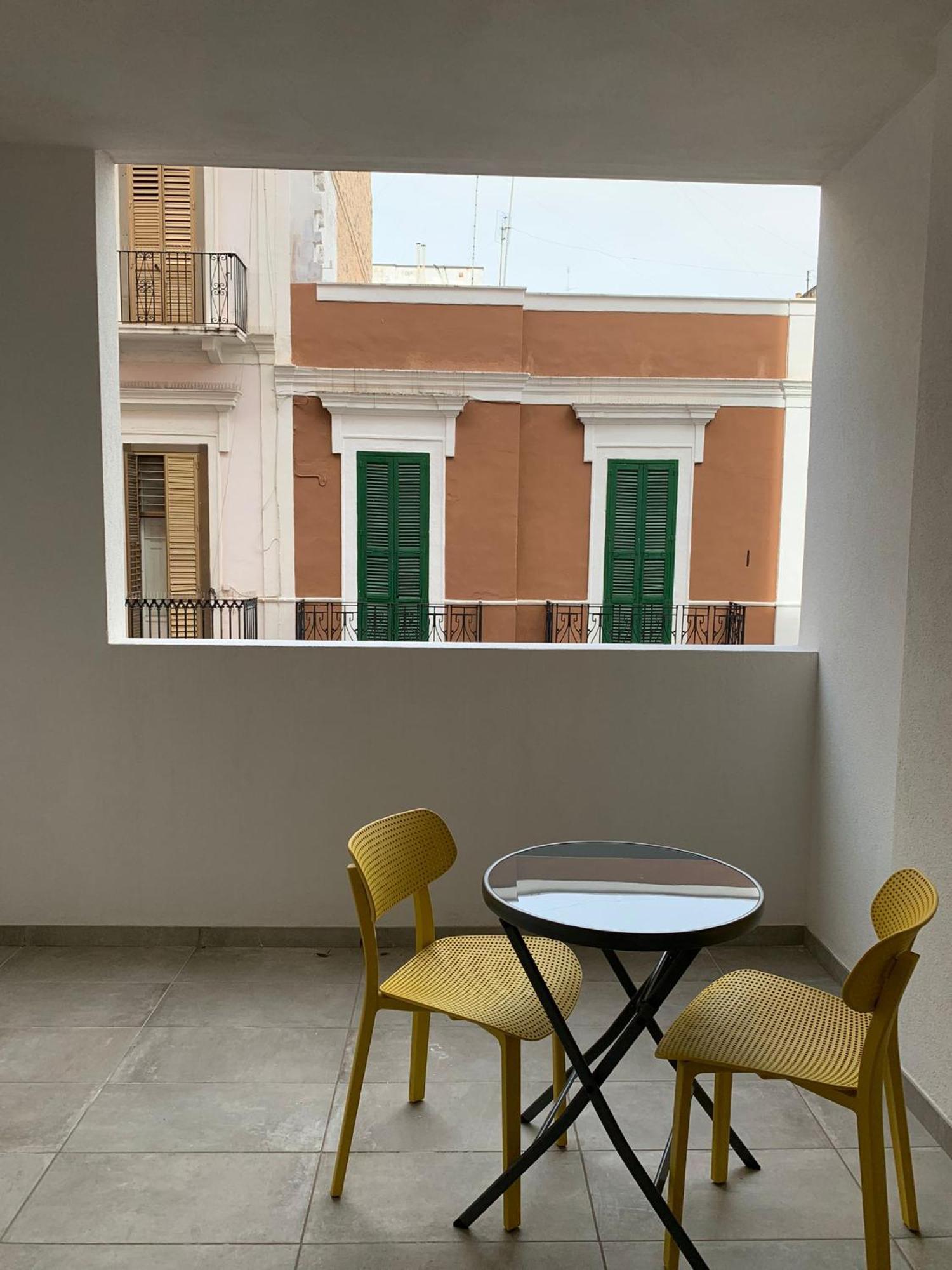 Domus13-With Private Parking Apartment Bari Exterior photo