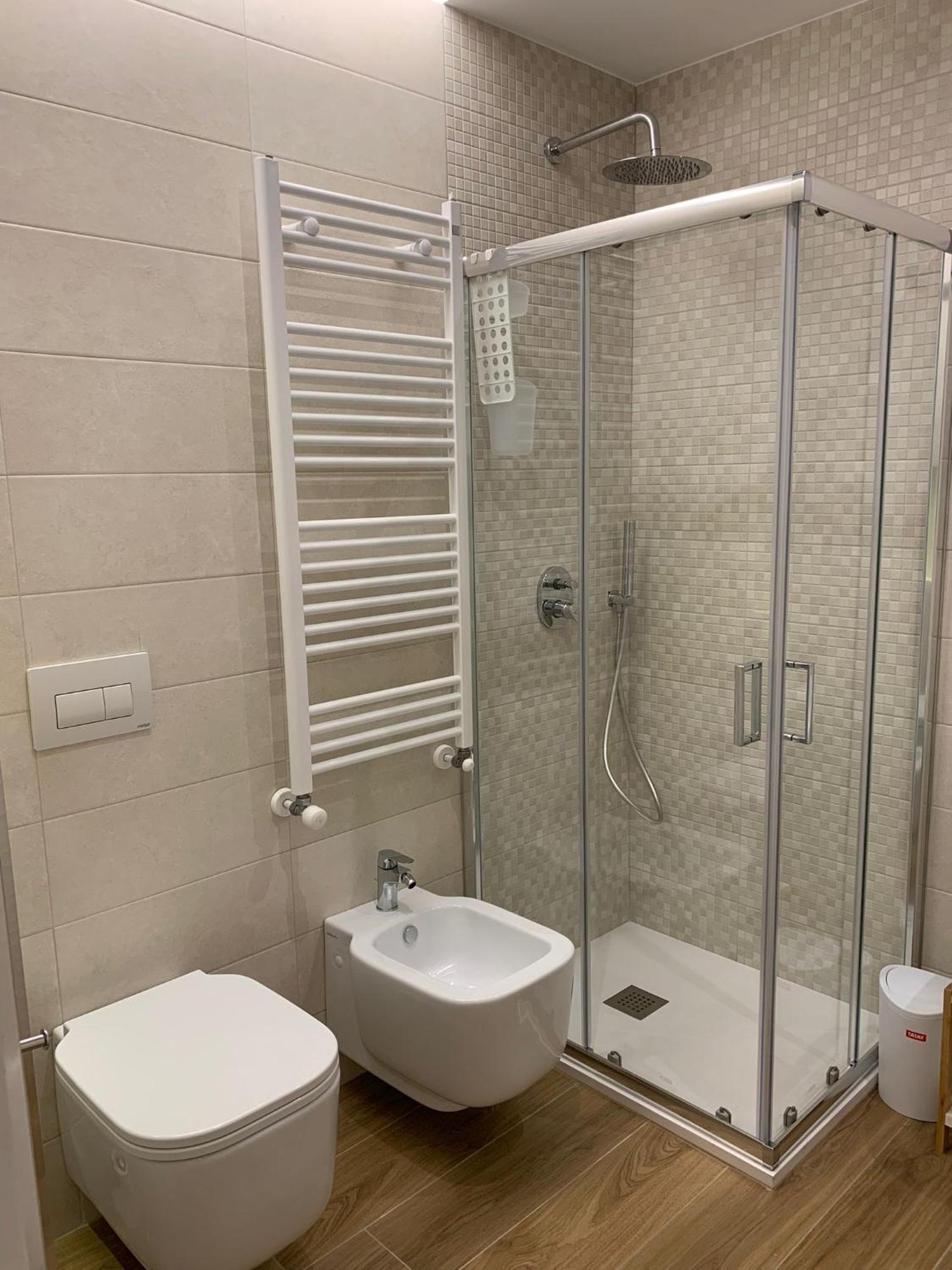 Domus13-With Private Parking Apartment Bari Exterior photo